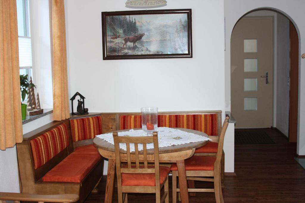Apartmán Holzlehenhof Sankt Johann im Pongau Pokoj fotografie